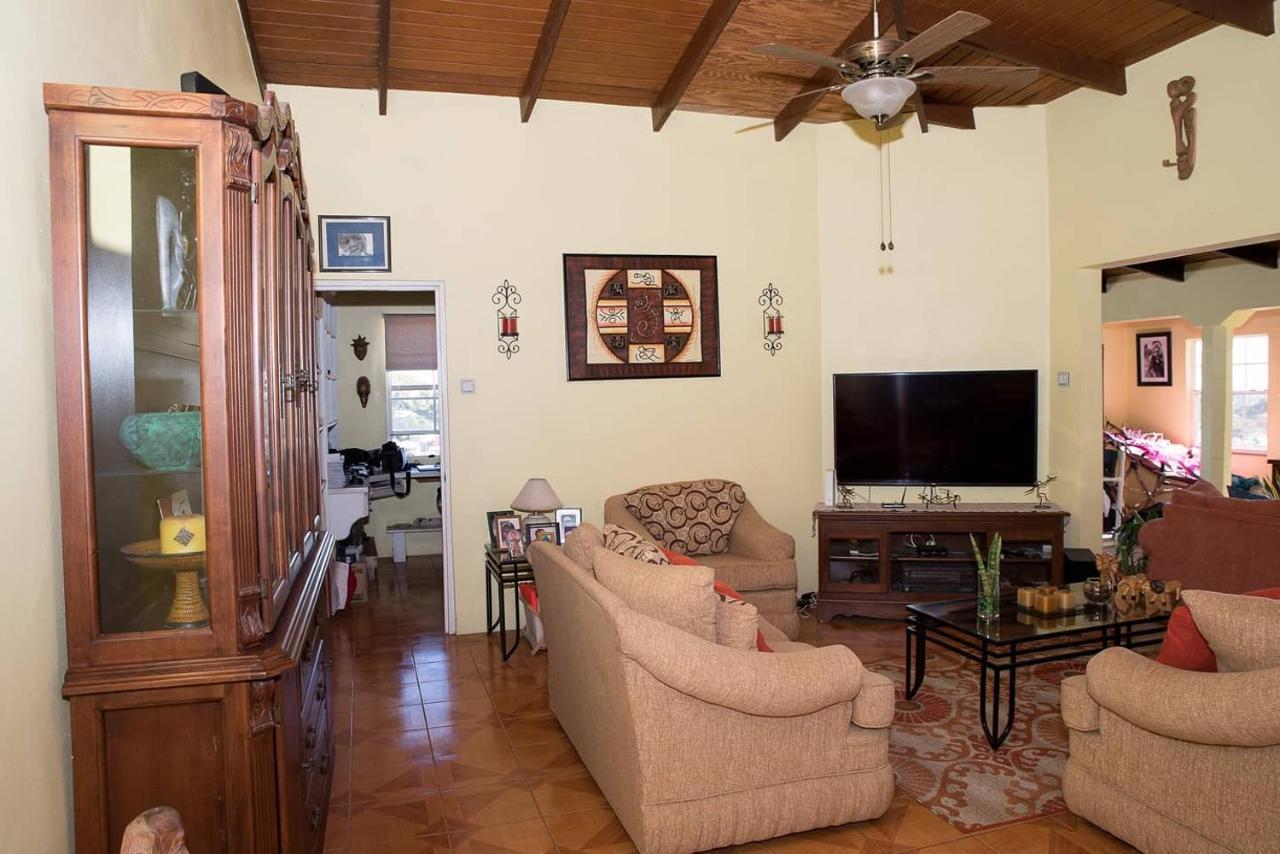 Altare - Breezy With A View Apartment Grand Anse Exterior photo